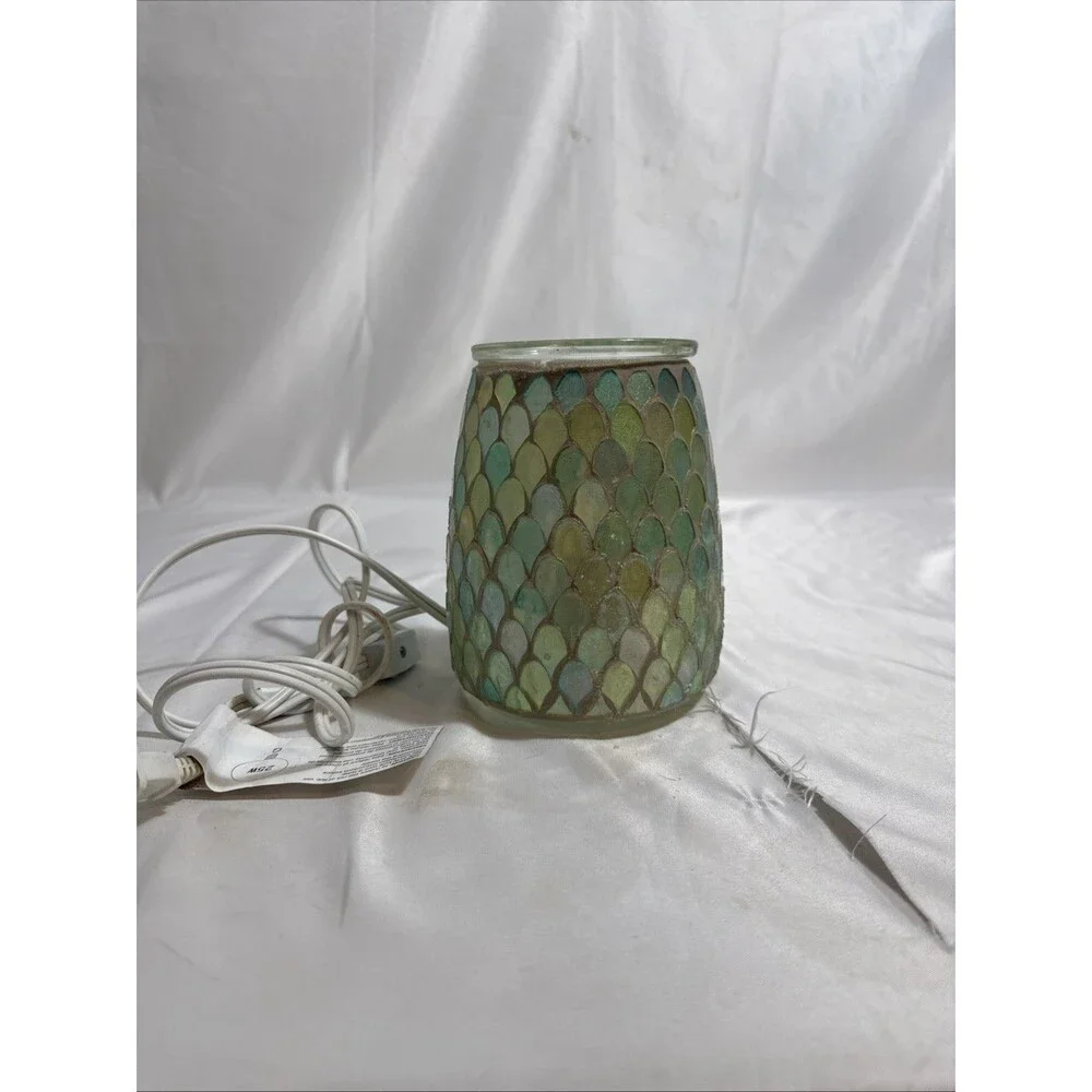Scentsy glass as green